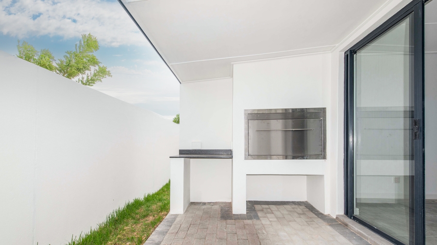3 Bedroom Property for Sale in Le Coste Estate Western Cape